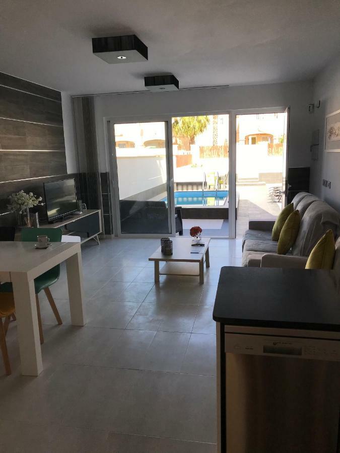 Boulevard La Zenia Villa Playa Flamenca Eksteriør billede
